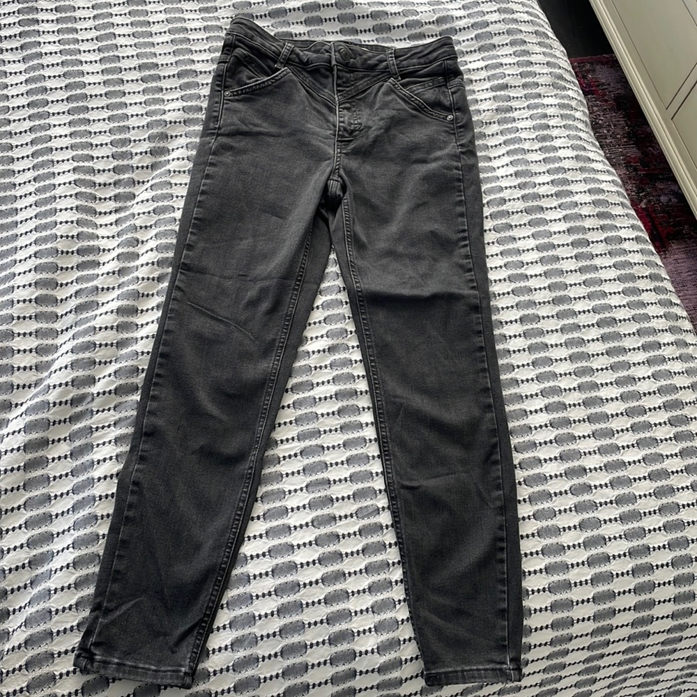 Charcoal denim we the free, Free people size 28. Stretch jeans.